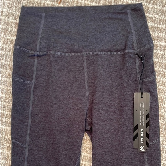 NWT Kyodan Charcoal Gray Ultra-Soft High-Waisted Leggings Sz P/Sm - Picture 2 of 5